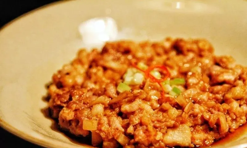 火遍粤港澳的烧腊，这家品牌在北京也火了