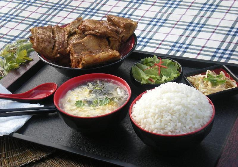 教你做特色美食排骨米饭！照我说的做，看完就可以开店了