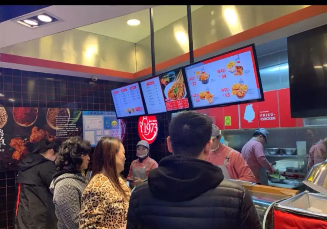 正新鸡排、叫了个鸡…看着挺火的炸鸡品牌真的适合加盟吗？