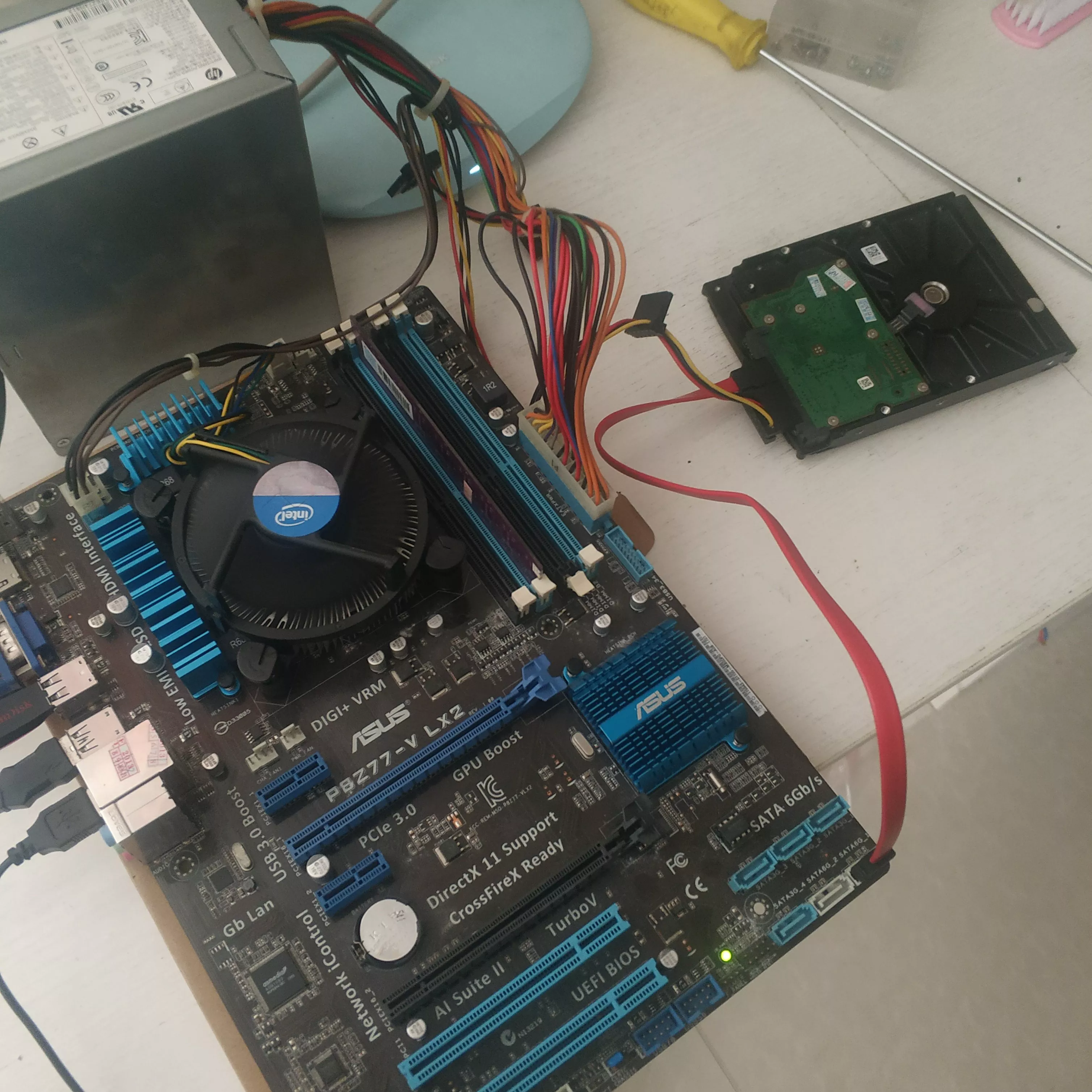 u盘检测电脑硬盘方法