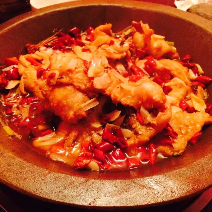 佳跃：开石锅鱼店是加盟好，还是自己学个技术单干好