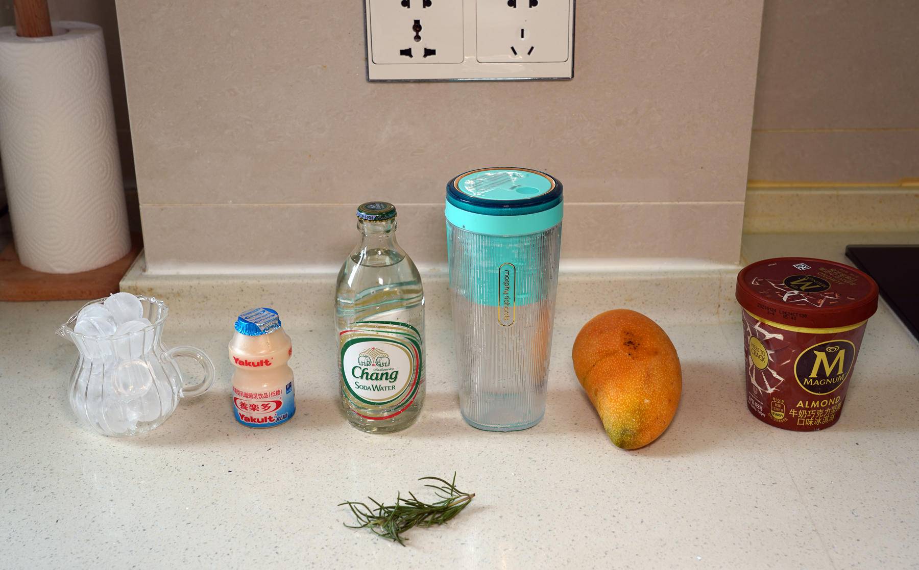 清凉初夏之饮品DIY，榨汁机vs榨汁杯，使用横评及心得分享