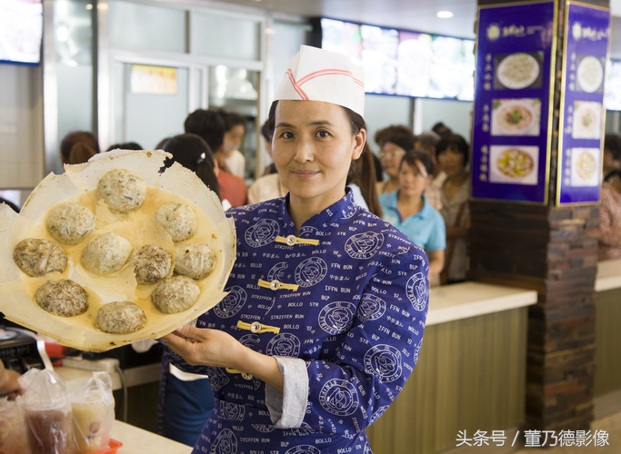 有种舌尖的幸福叫吃“纸皮包子”