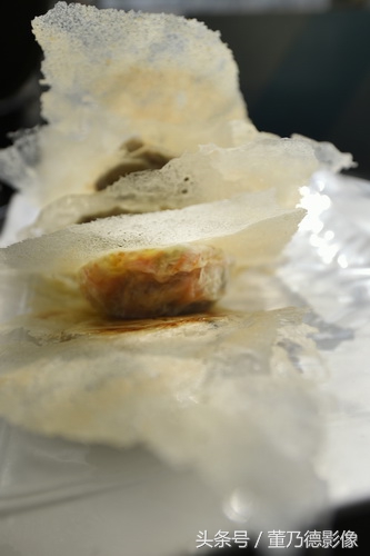 有种舌尖的幸福叫吃“纸皮包子”
