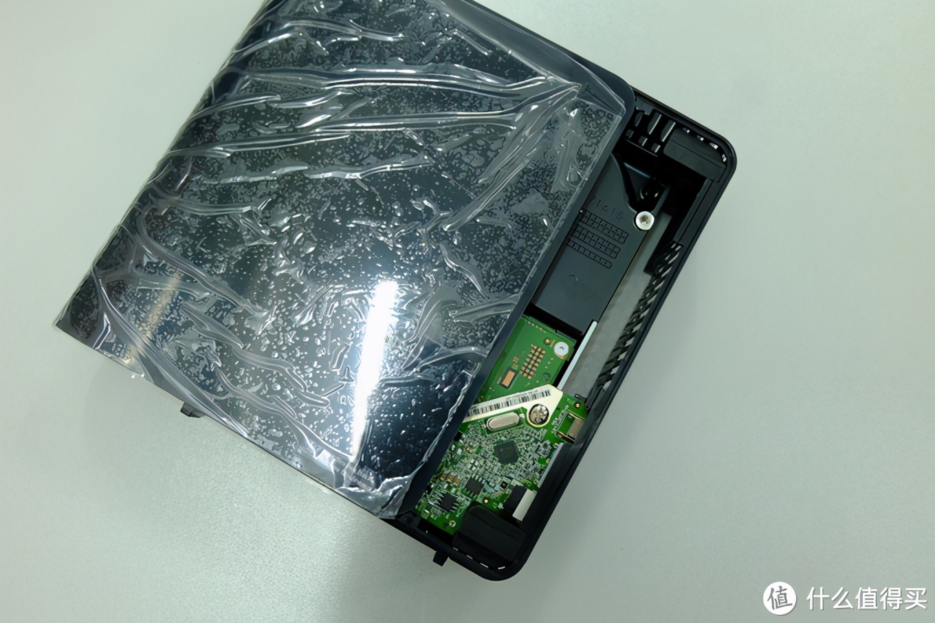 西部数据14TB移动硬盘晒单及拆解分析硬盘的磁记录方法