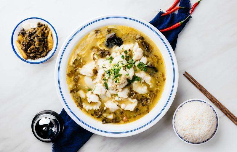 酸菜鱼加盟条件：充足的资金，是开店创业的基本需求