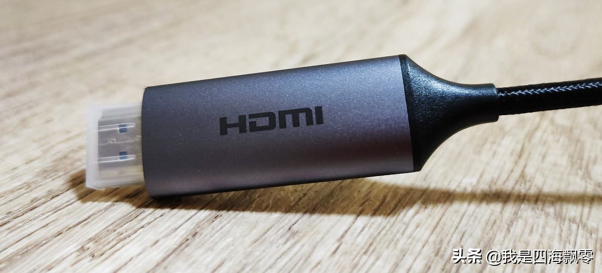 只用一根线就解决Mac与4K显示器互联：绿联USB-C to HDMI线体验