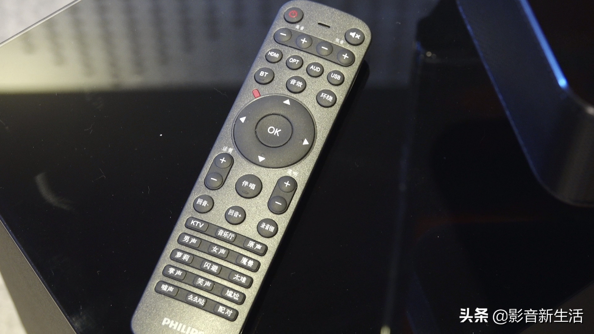 “唱听赏三位一体”飞利浦 B5856 回音壁拓展过年全新家庭娱乐方式