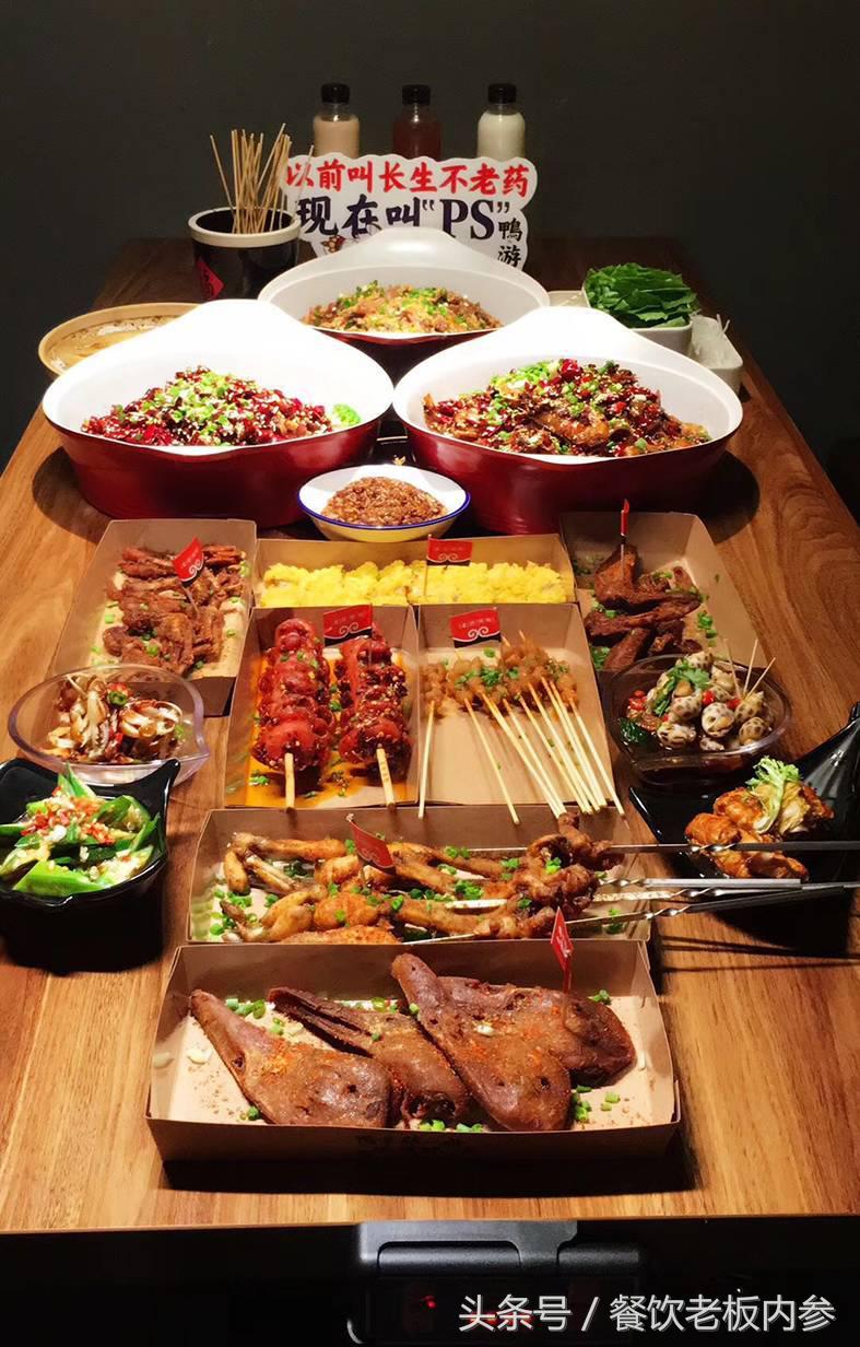 开业短短一个多月，一只鸭子如何成为商场人气王？