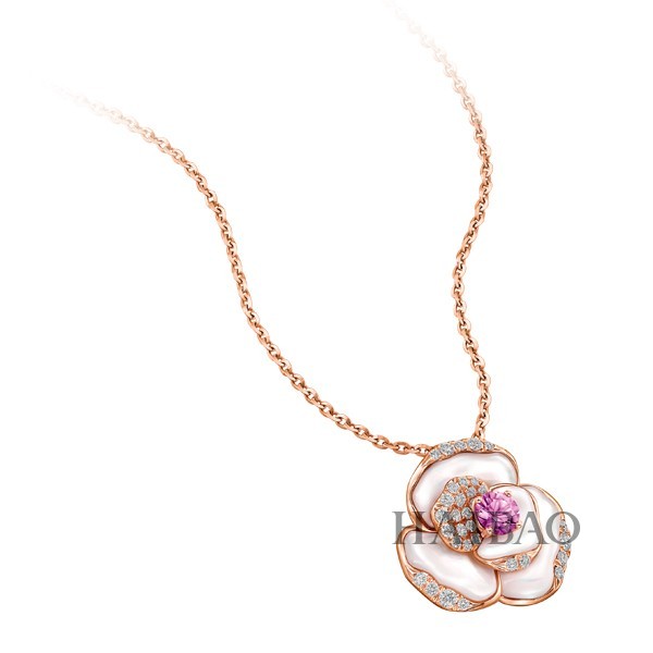 施华洛世奇 (Swarovski) 高级珠宝谱写甜蜜七夕，闪烁珍贵宝石刻下铭心爱情轨迹！