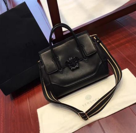 范思哲包包多少钱 专柜价格基本一万五起步