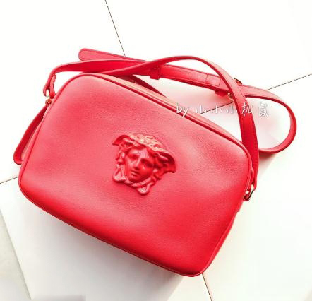 范思哲包包多少钱 专柜价格基本一万五起步