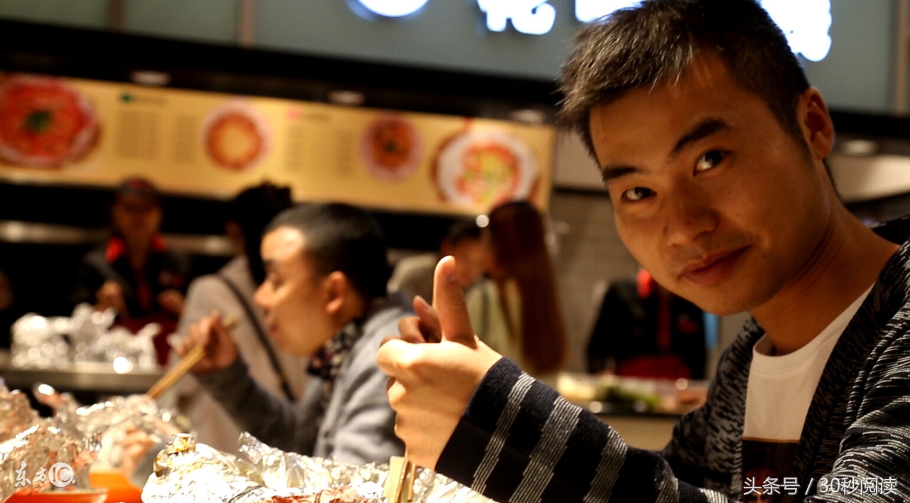 开个花甲米线店赚钱吗？一个开过2家店的老板给你分析