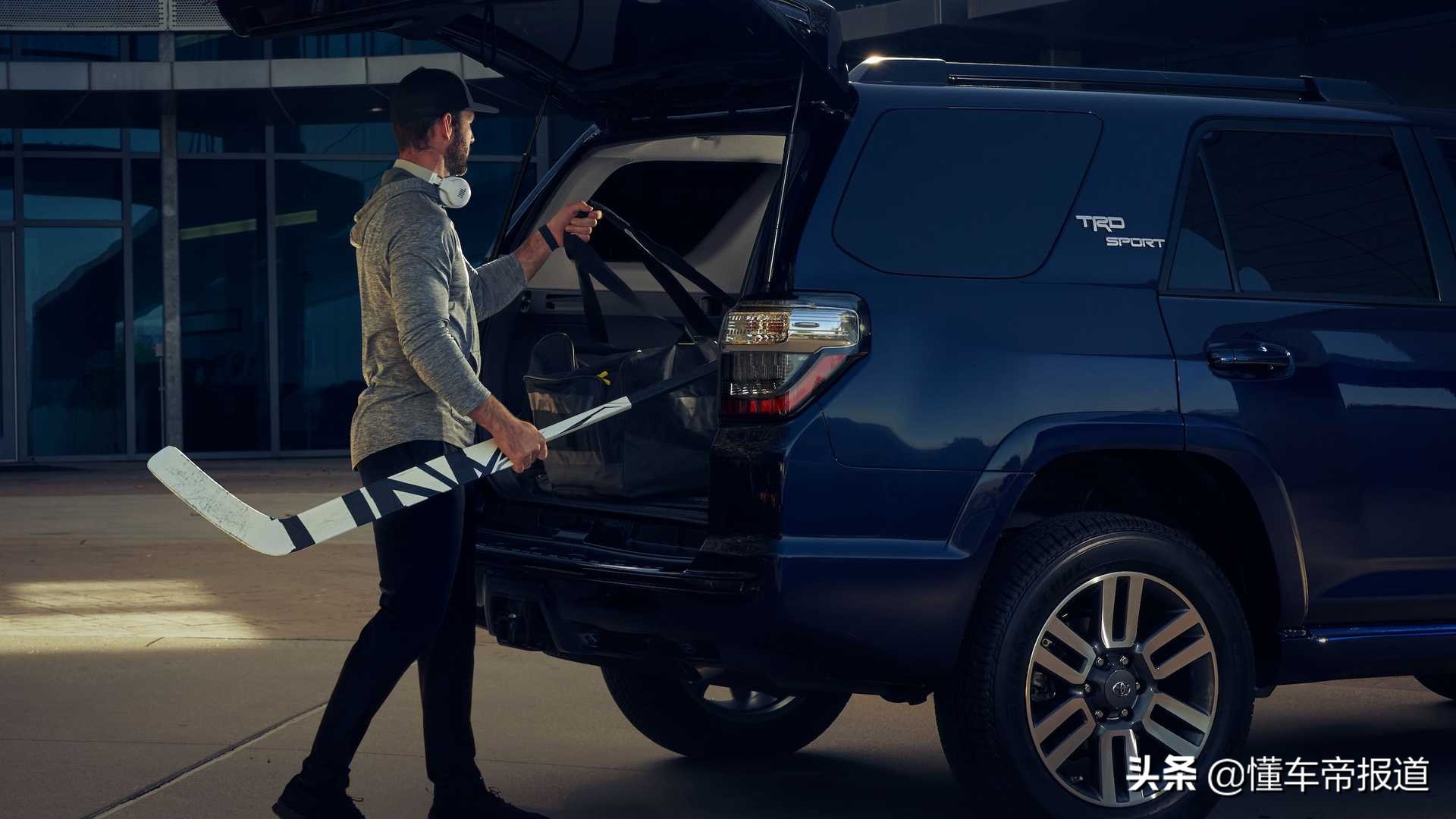 新车 | 美版“霸道”，丰田新款4Runner官图发布，约合人民币23万起