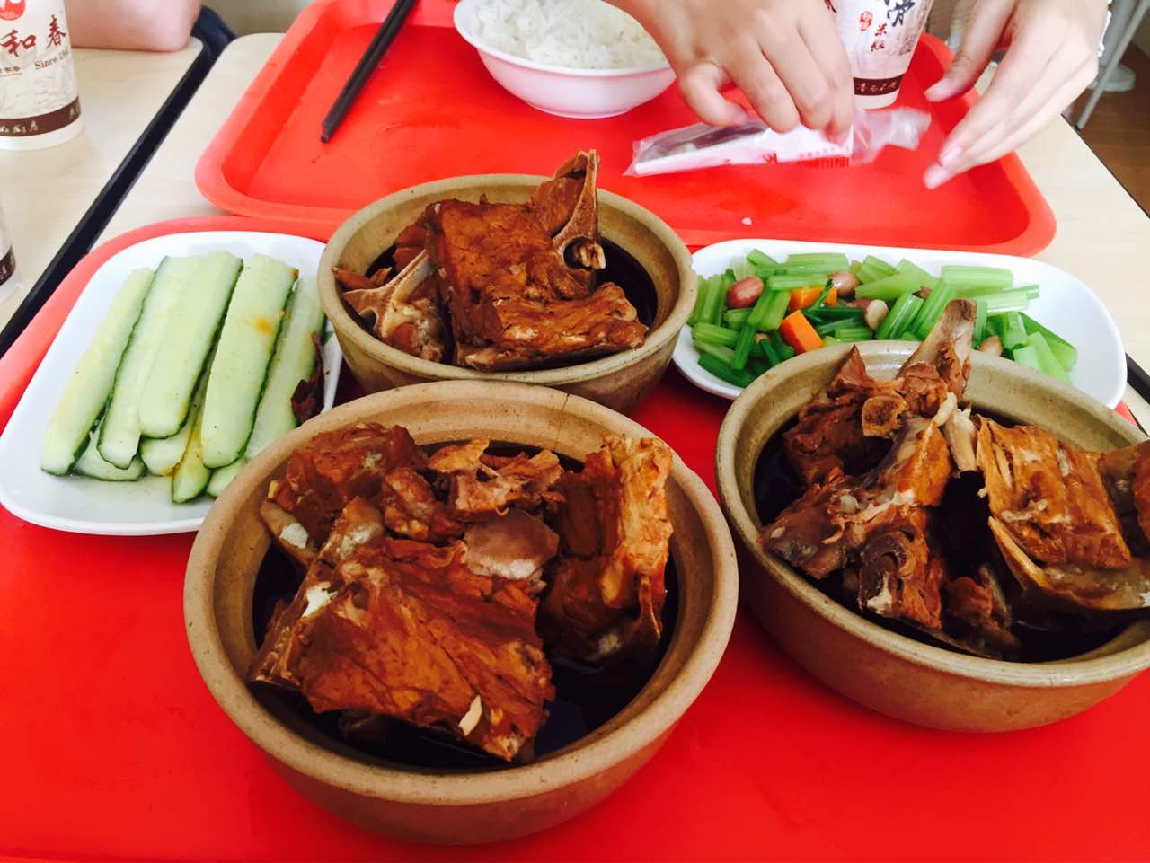 教你做特色美食排骨米饭！照我说的做，看完就可以开店了