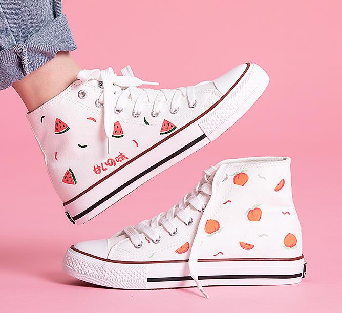 国货热潮丨飞跃 回力 人本 一百块的时尚潮鞋不香吗？（回力专期）