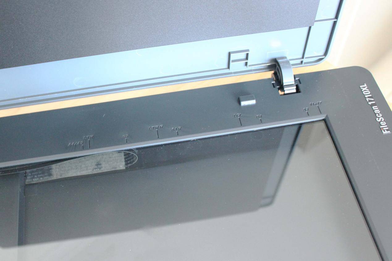 中晶1710XL扫描仪深度评测：真办公利器！一键启动，图片变文字