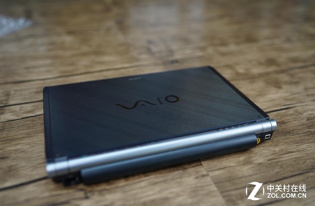十年前售价1.86万！索尼TX57CN小屏轻薄本评测