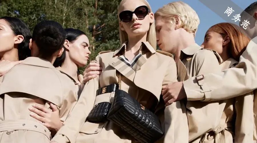 为什么Burberry的秋冬单品，让人完全没有抵抗力？