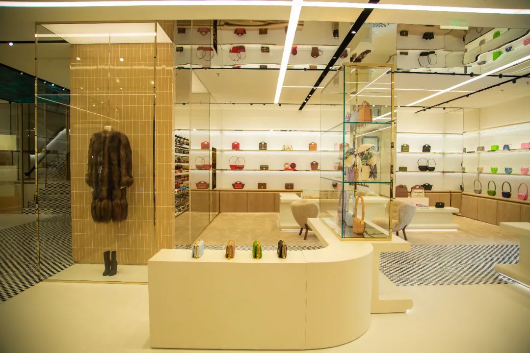 为什么Burberry的秋冬单品，让人完全没有抵抗力？