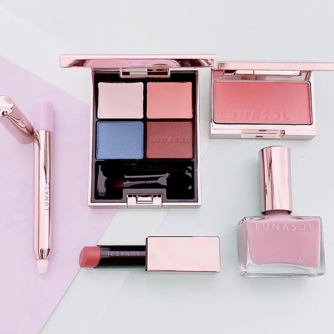 兰蔻IDOLE是我香水；尔木萄化妆刷免洗喷雾全新上市...