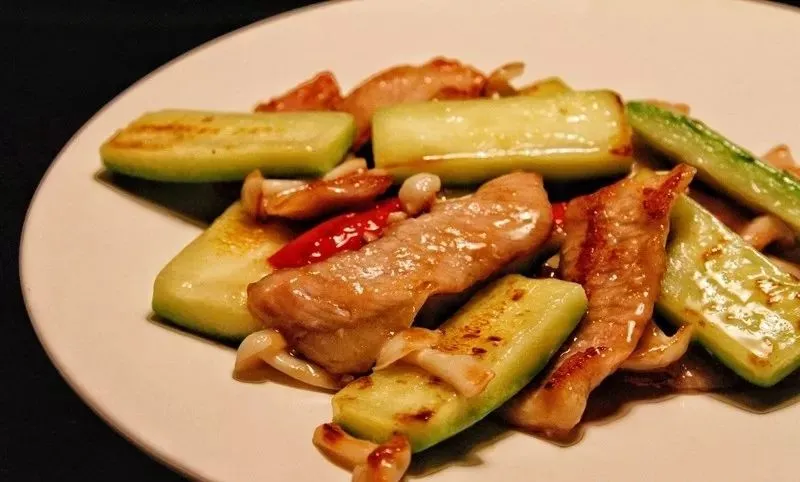 火遍粤港澳的烧腊，这家品牌在北京也火了