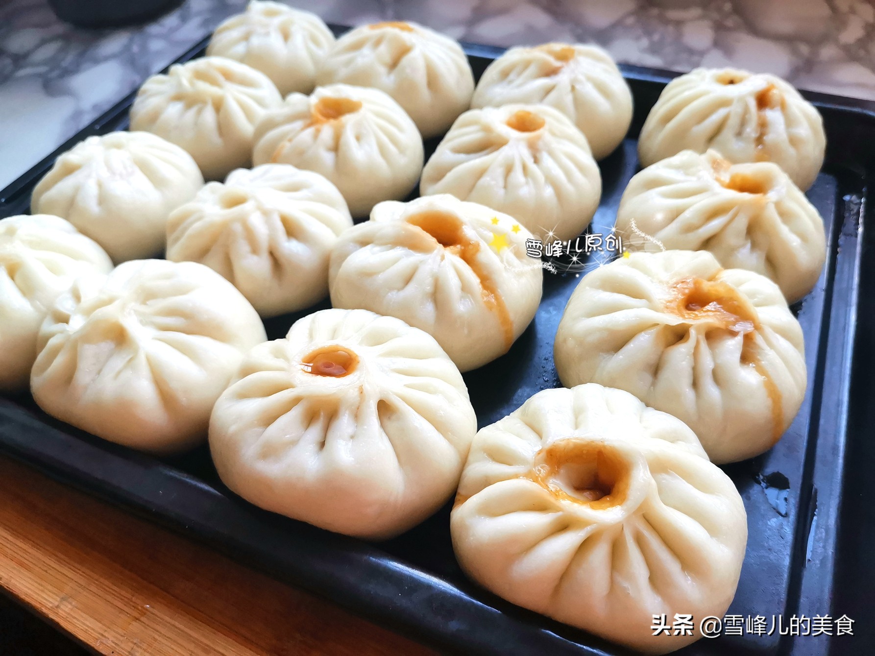 蒸包子不用那么麻烦，一次发酵就成功，暄软好吃不塌陷，真省事啊