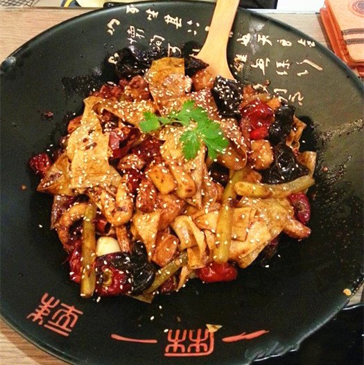 大杂烩炒着吃，寻觅京城好味麻辣香锅