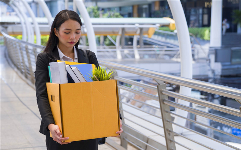 2022年，市场上的实体店，还能坚持下去吗？