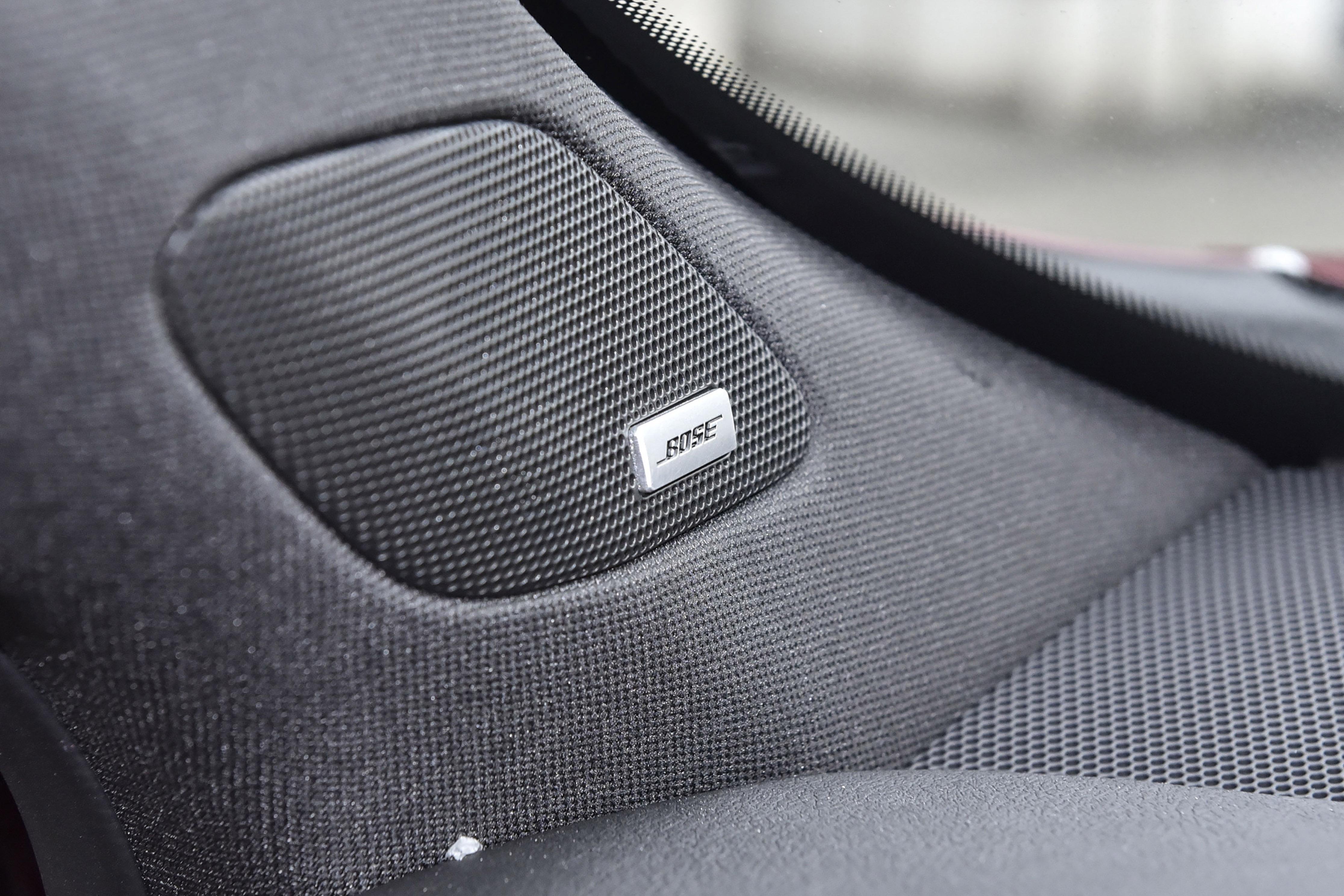 新车 | 售价26.17万-35.47万元，2022款凯迪拉克XT4上市，动力升级