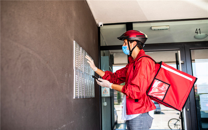 目前社会上，为什么有很多负债累累的人，选择送外卖呢？