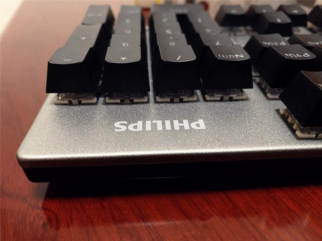 618有哪些适合新手的入门级机械键盘？飞利浦百元键盘上手亲测