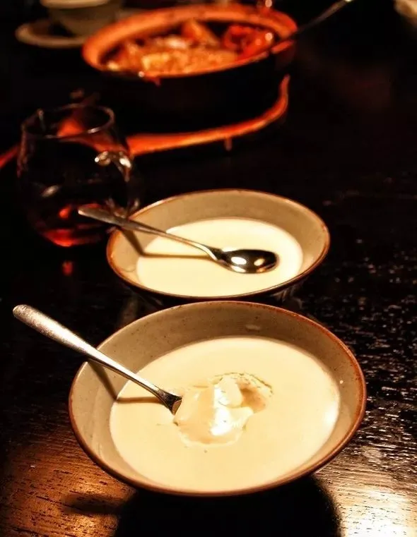 火遍粤港澳的烧腊，这家品牌在北京也火了