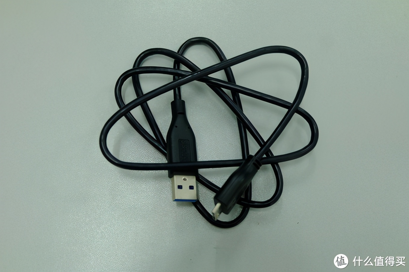 西部数据14TB移动硬盘晒单及拆解分析硬盘的磁记录方法