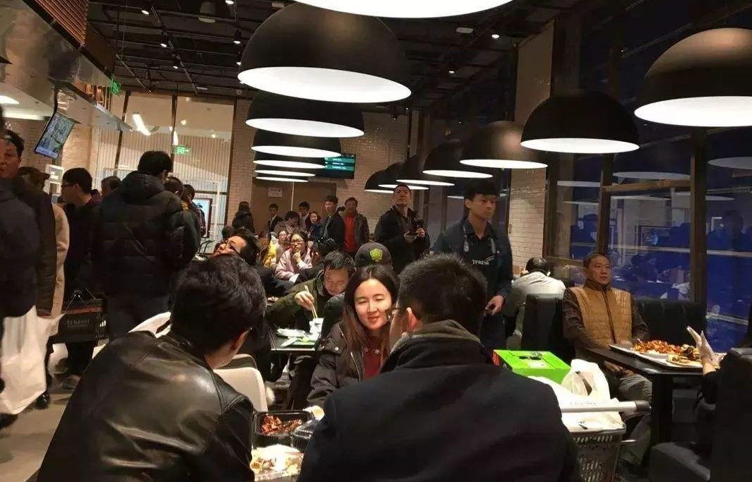 明亏暗赚！99元吃3月酸菜鱼，餐厅业绩疯涨数倍