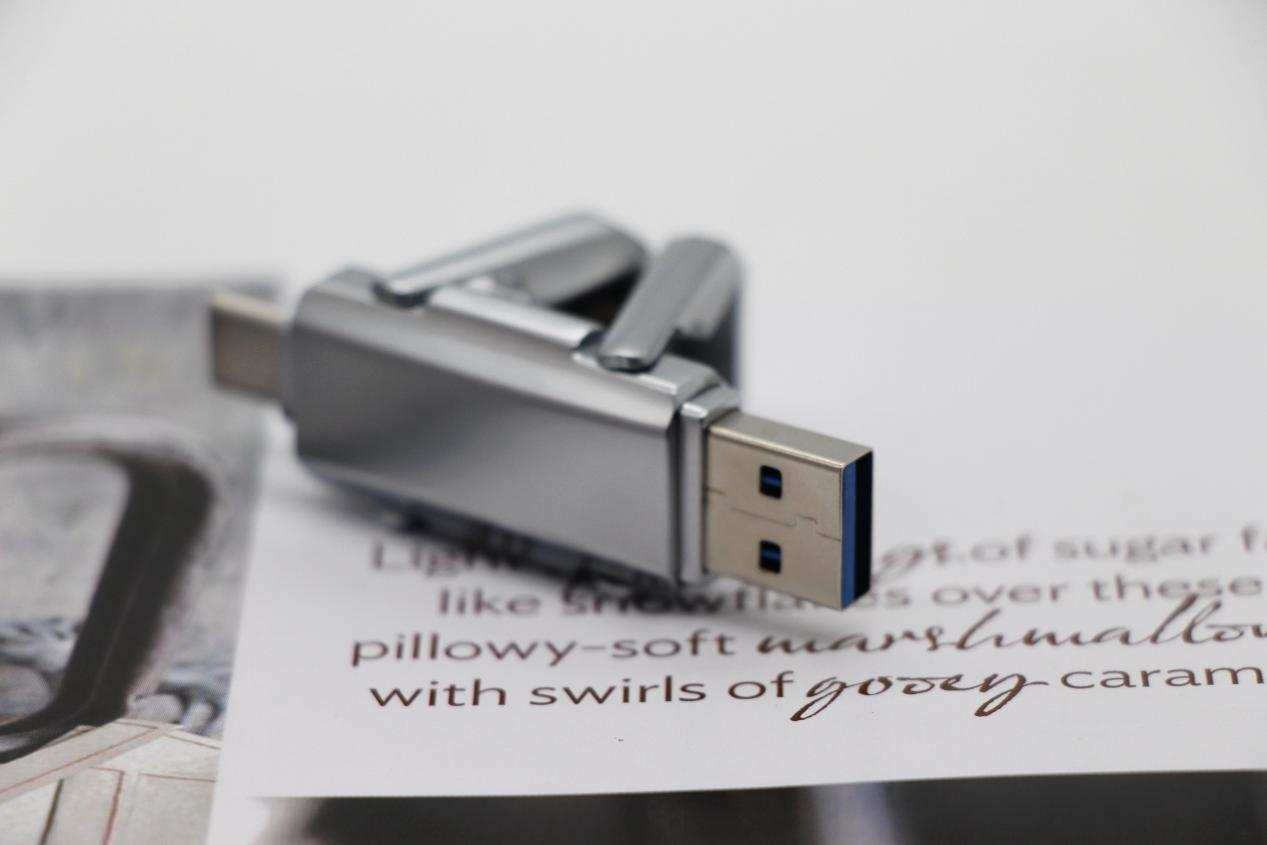 双U口设计，固态级高速传输：爱国者固态U盘U393体验