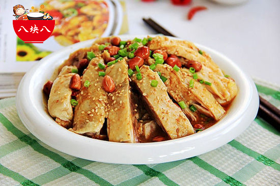 大揭秘：1年160店，八块八小碗菜靠什么快速崛起？