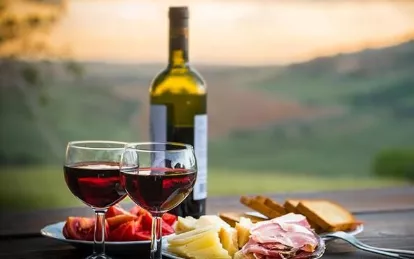 奥兰小红帽：一瓶不“装”的葡萄酒