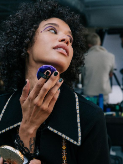 粉饼才是口罩的最佳拍档，今年夏天可以这么用