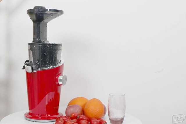 惠人H100s进口原汁机体验测评：果蔬就要榨汁喝才会更营养！
