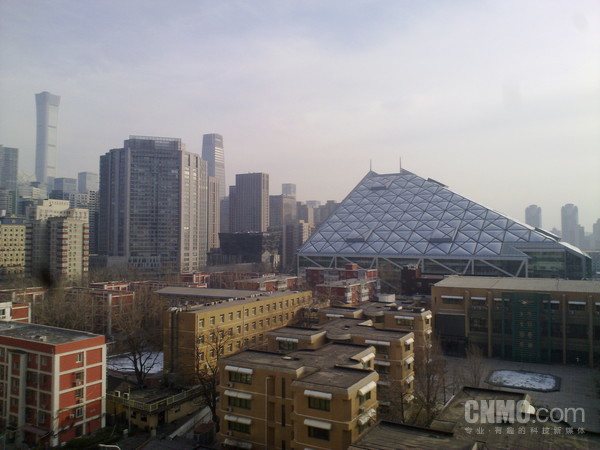 与10年前的诺基亚机皇重逢：往事原来真的只能回味