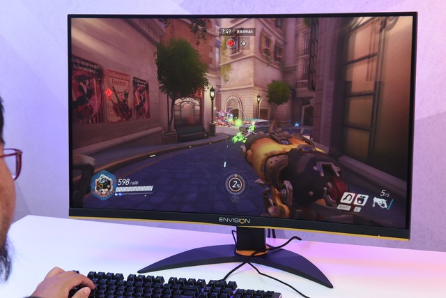 大屏也能240Hz?易美逊P329GZC电竞显示器评测