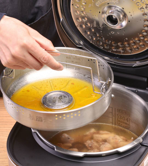 美的推出低脂电压力锅 开辟行业增长新赛道