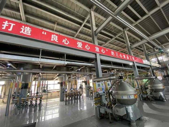 行业大佬纷纷点赞，喜燕花生油有啥魅力？