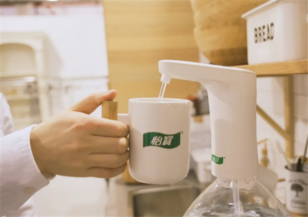 纯净健康，更大容量 怡宝大包装水再添新成员