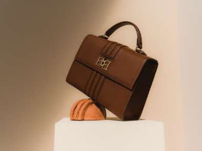 Bally 2021秋冬系列以两款全新设计致敬品牌匠心工艺传承