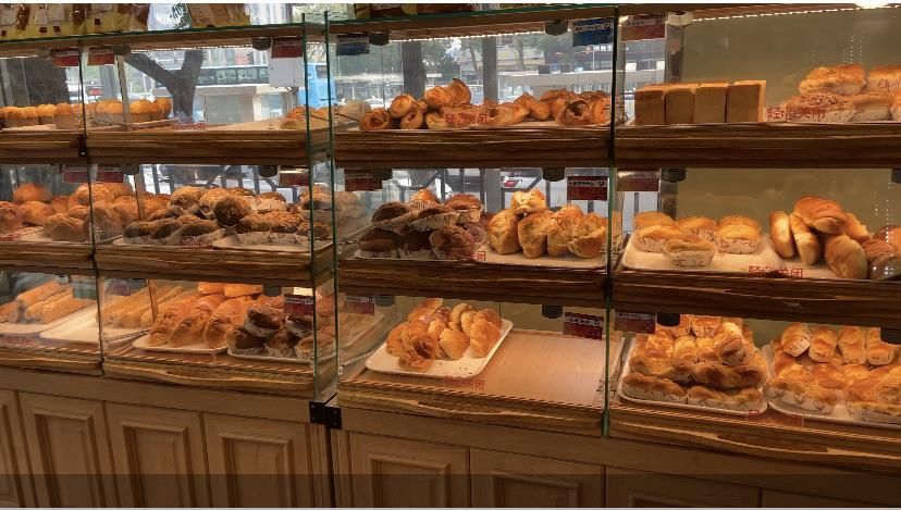 国营面包店式微，千亿烘焙市场谁说了算？