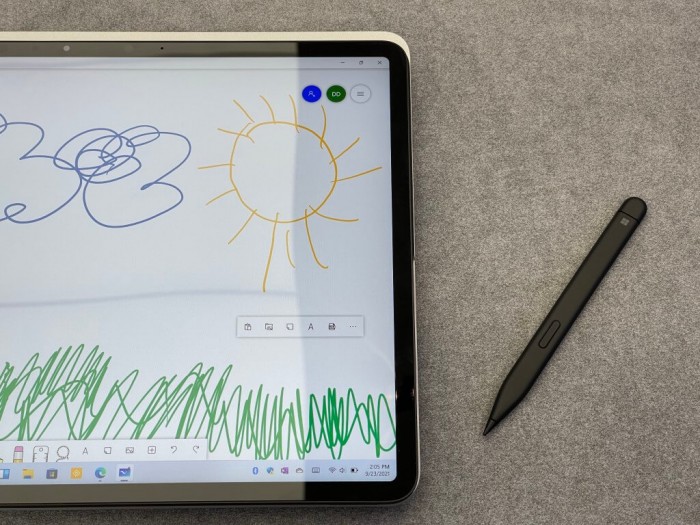 Surface Laptop Studio店内体验：一款极其酷炫的设备