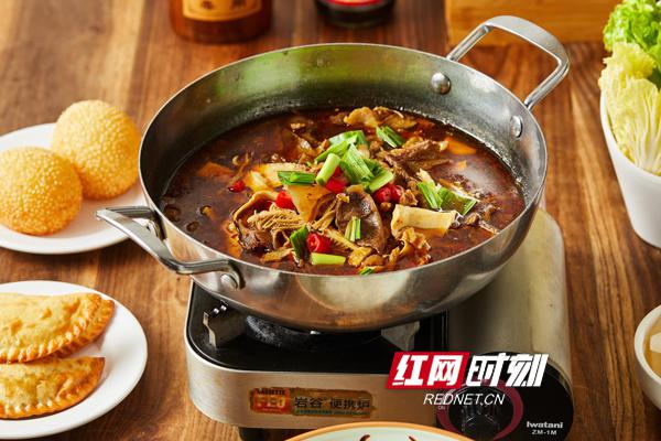 刘聋子粉馆：一碗牛肉粉的“圈粉”之路丨湘农荟驿站·区域特色产业④