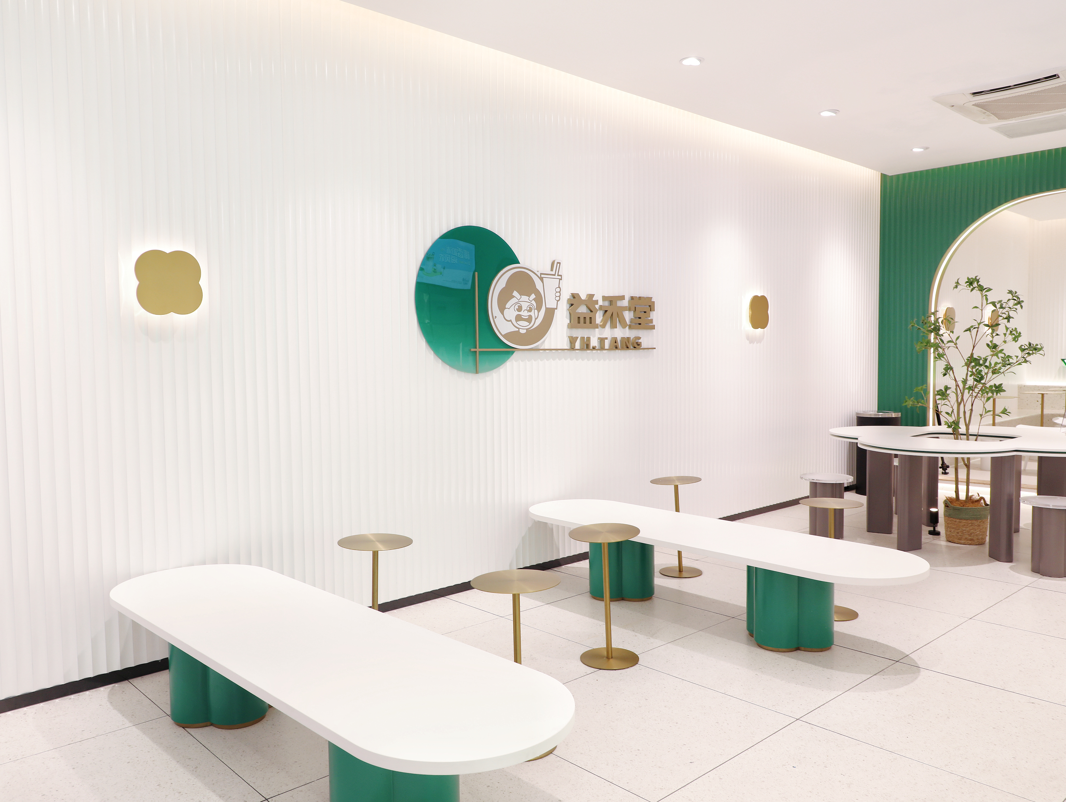 探寻新茶饮升级路径，益禾堂以“趣巡游”走近消费者